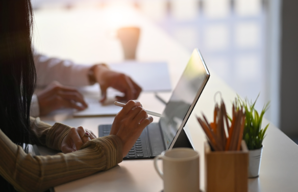 排班管理效率低？劳勤智能排班软件解放HR，激活人效！